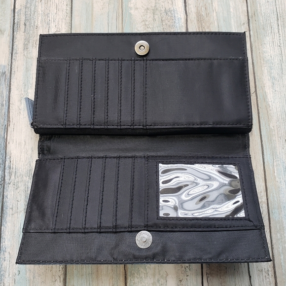 Nicole Miller wallet! - Picture 6 of 9